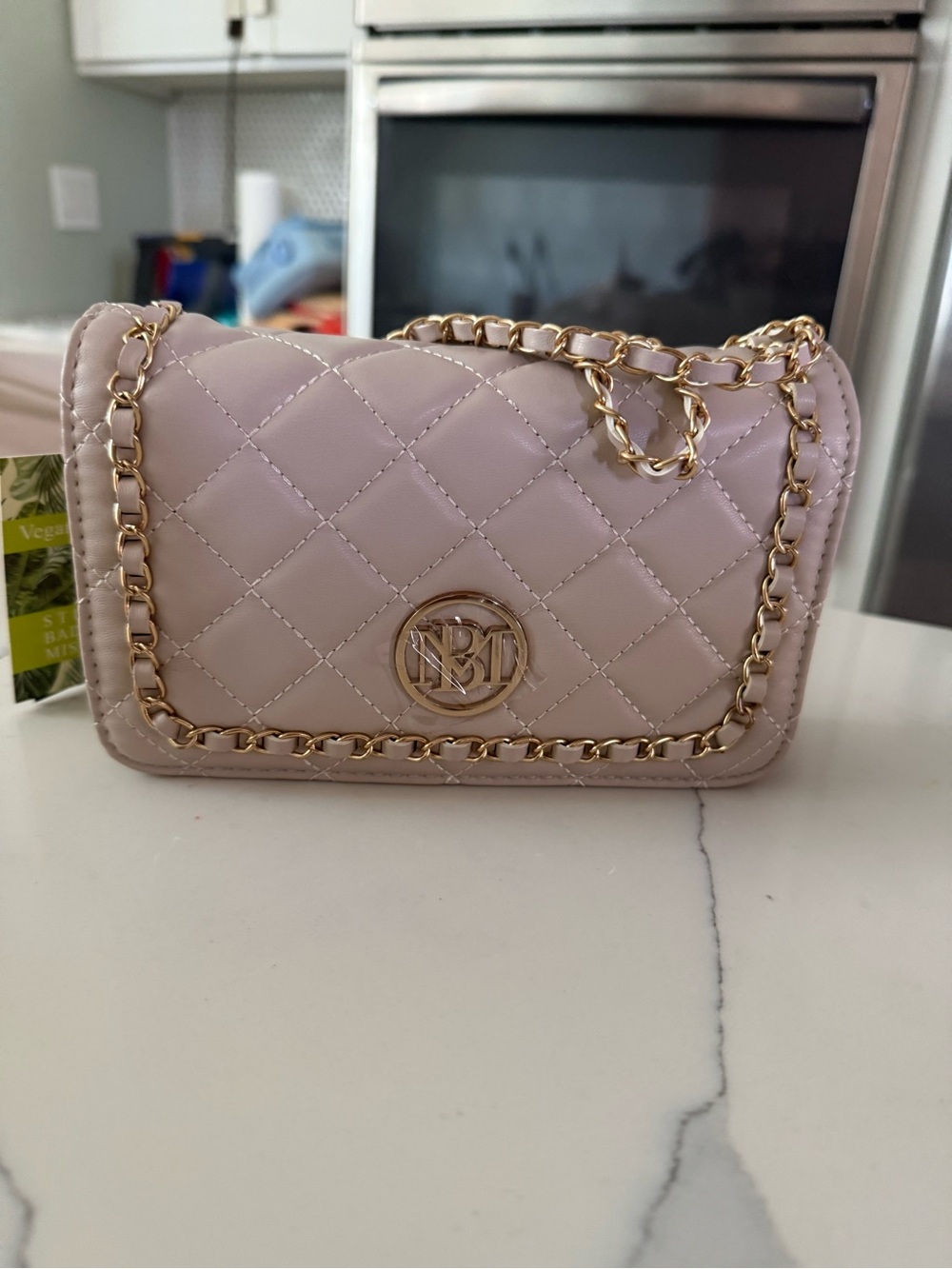 Badgley Mischka Quilted Chain Shoulder Bag - Light Pink